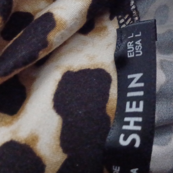 Shein sz large turtleneck - Picture 2 of 2